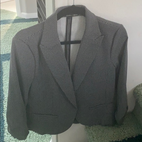 Blazer - Picture 1 of 5